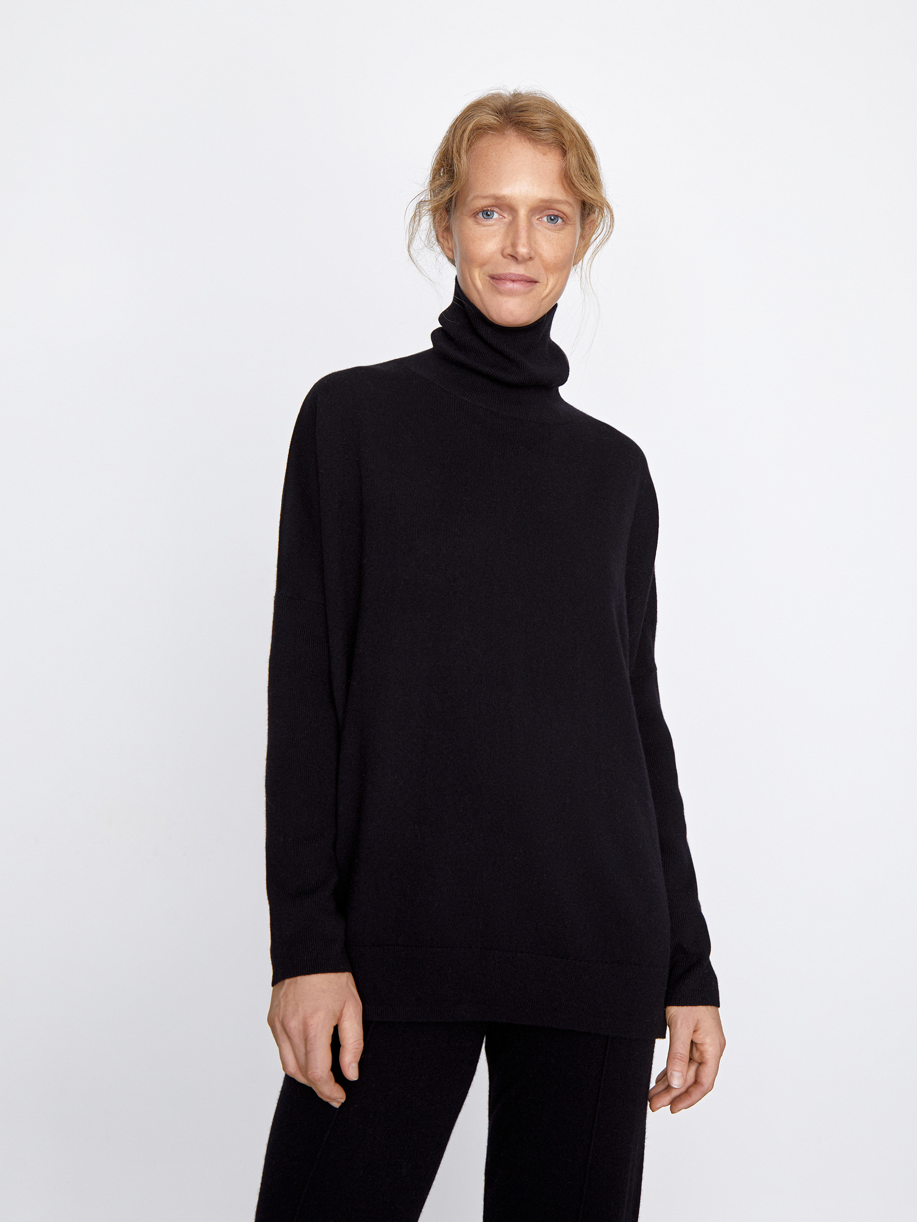 Свитер объемный из кашемира и шерсти / Oversized wool-cashmere jumper