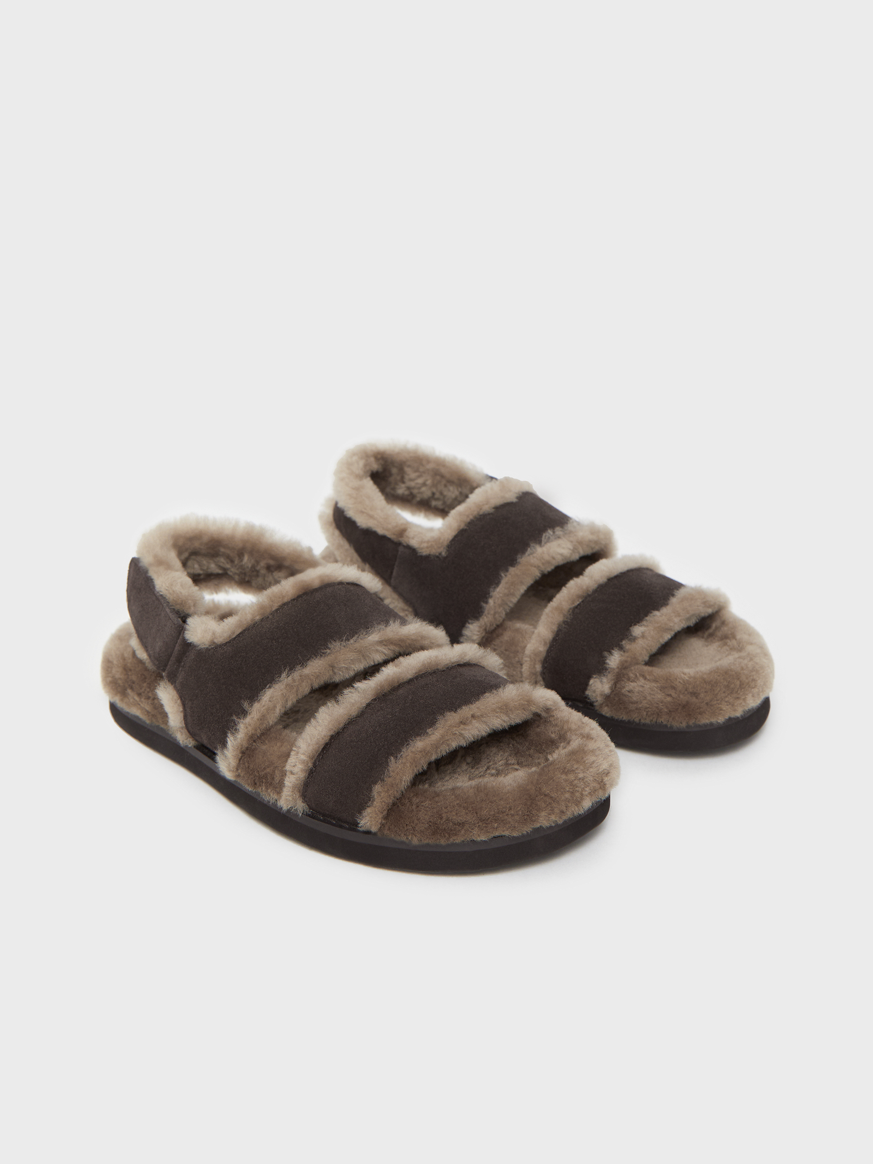 Сандалии Fur