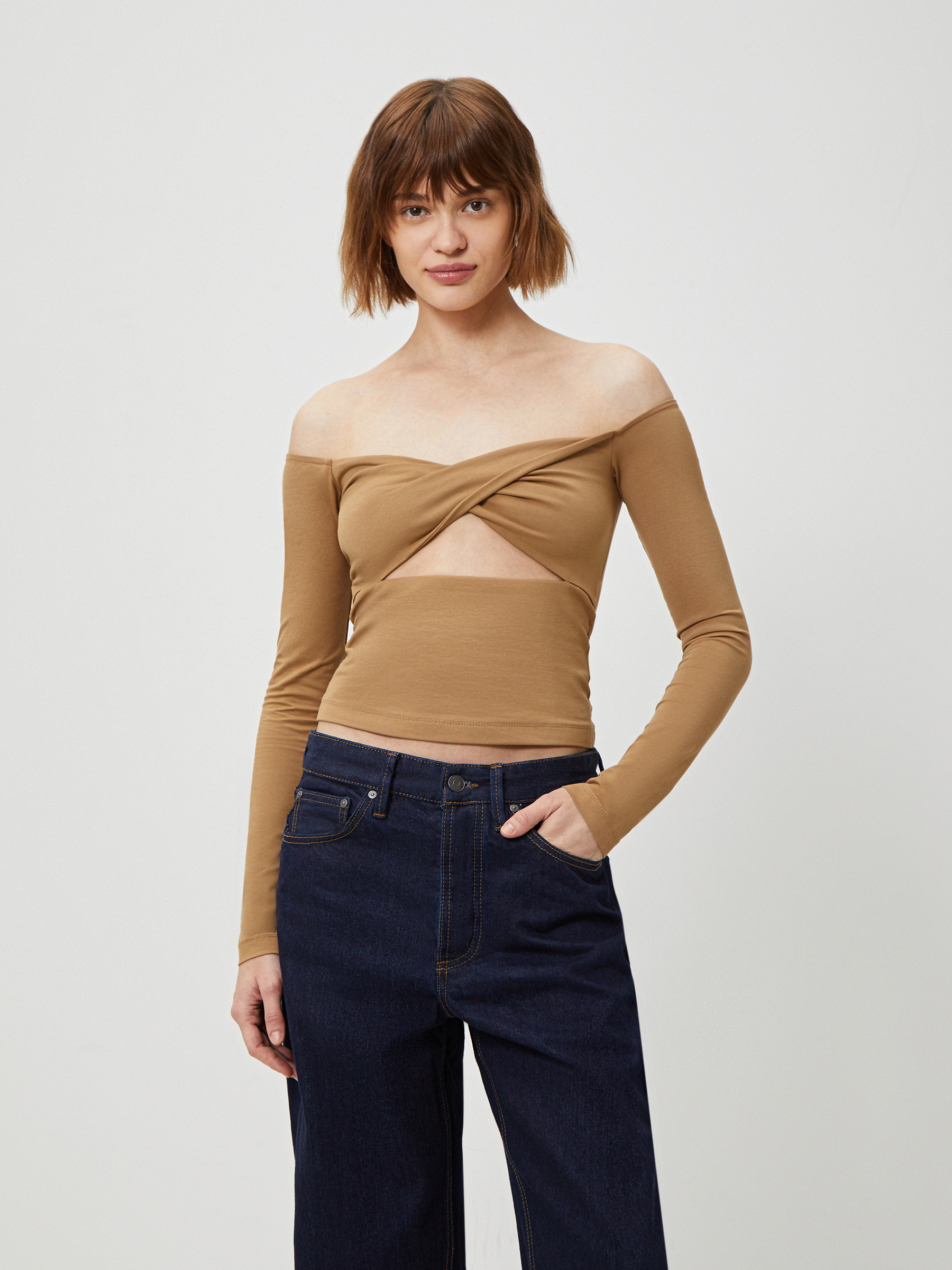 Топ Off-Shoulder