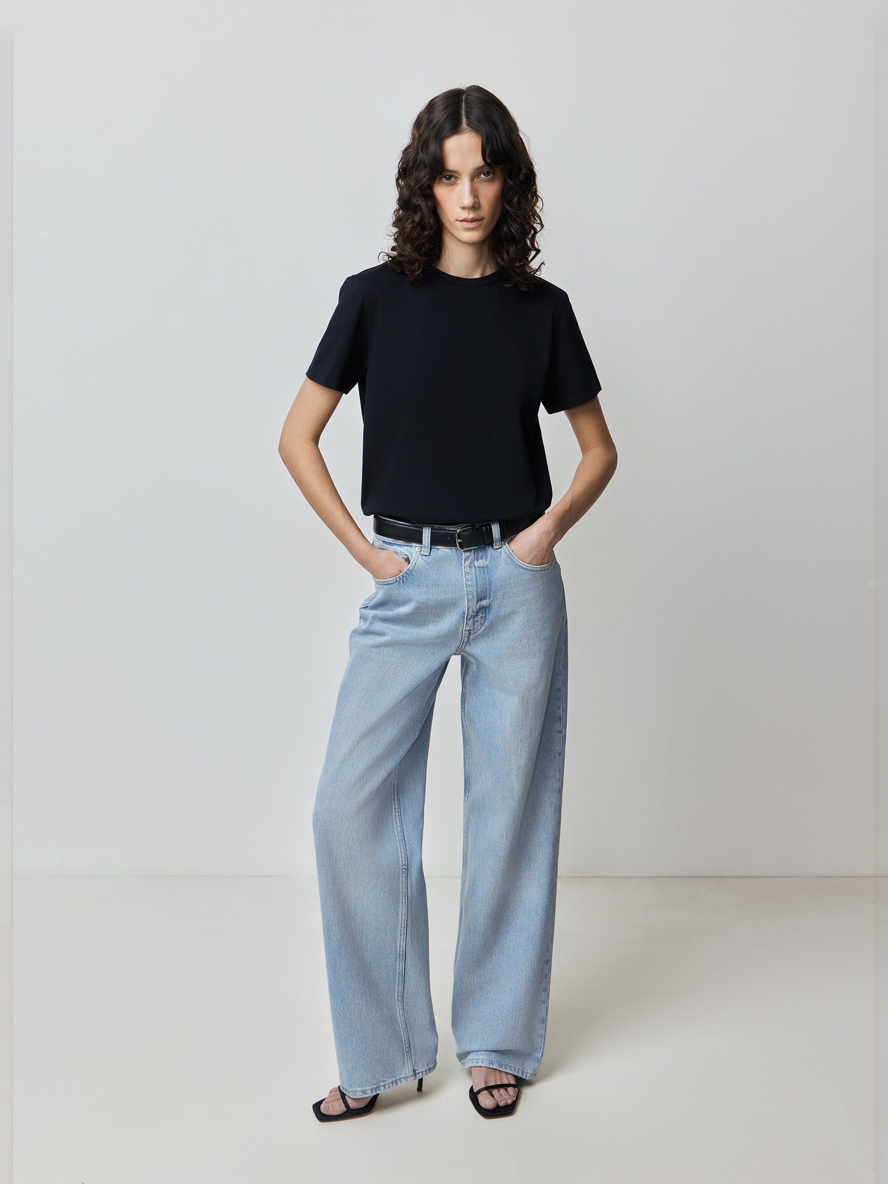 Джинсы Wide Leg 411