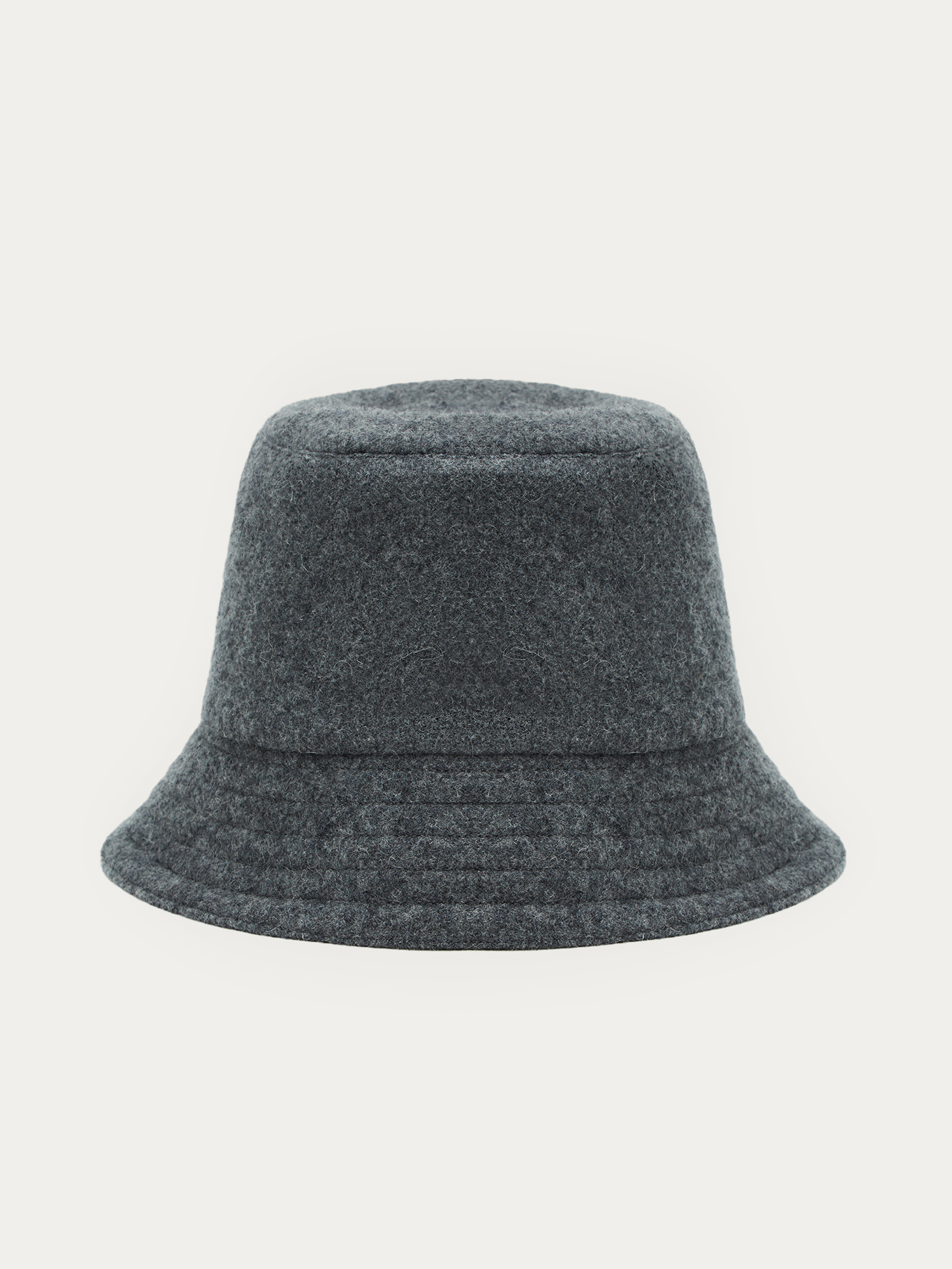 Панама из шерсти
