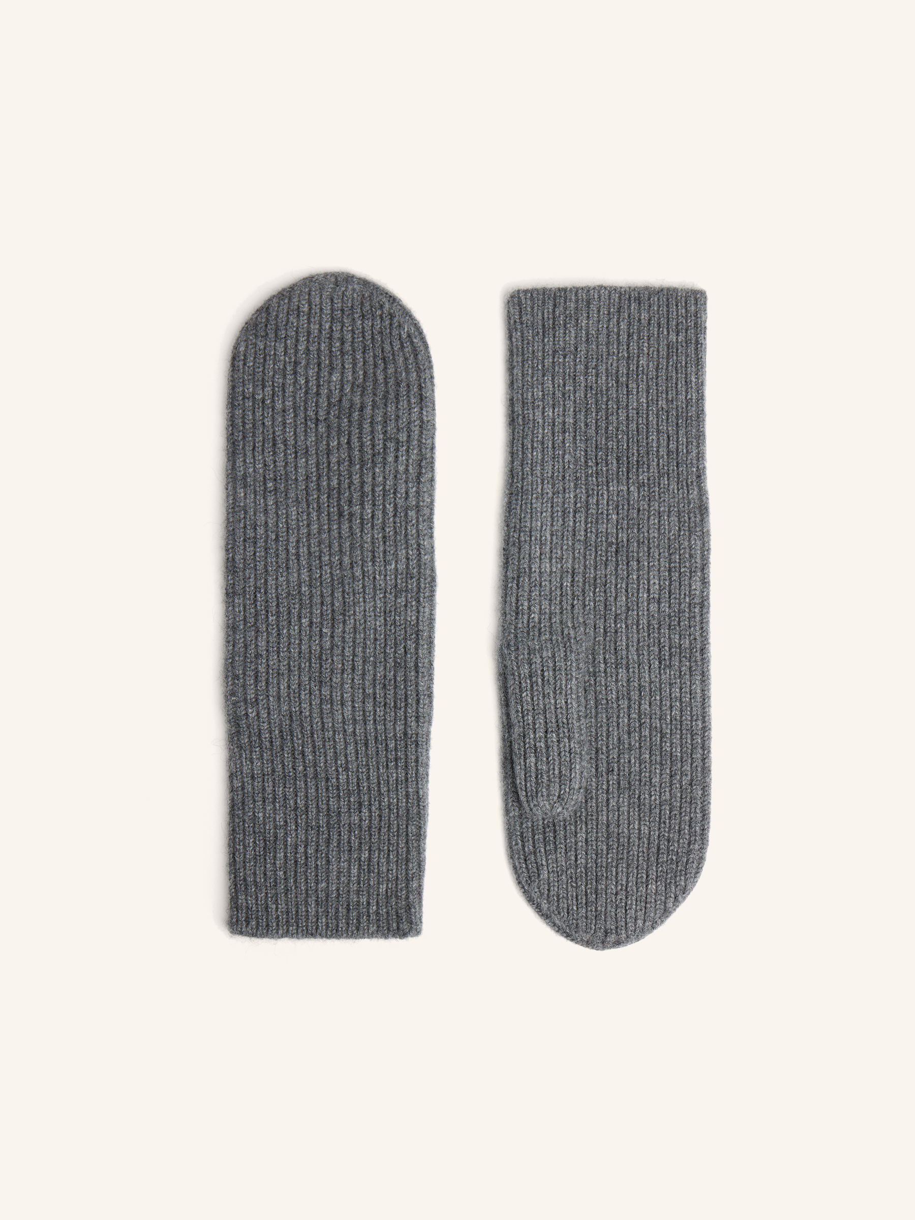 Варежки из кашемира