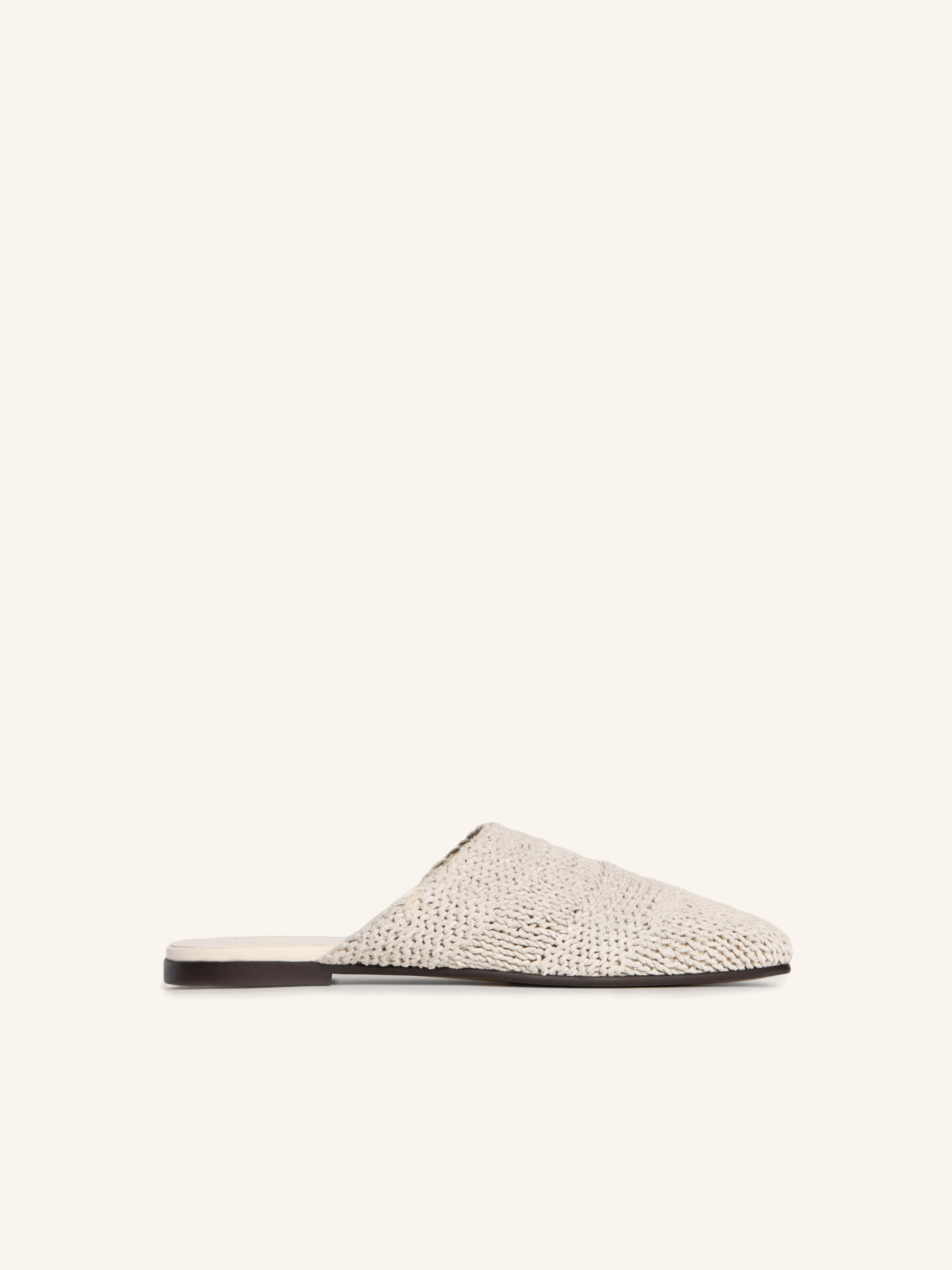 Мюли из плетеной кожи