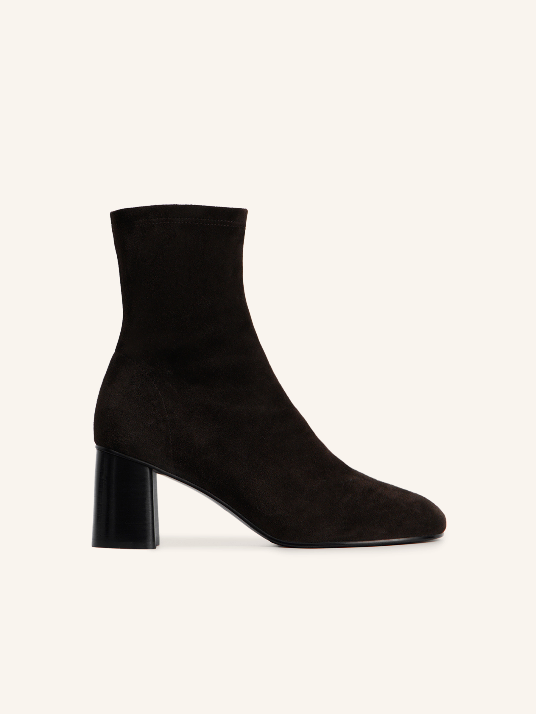 Ботильоны из замши