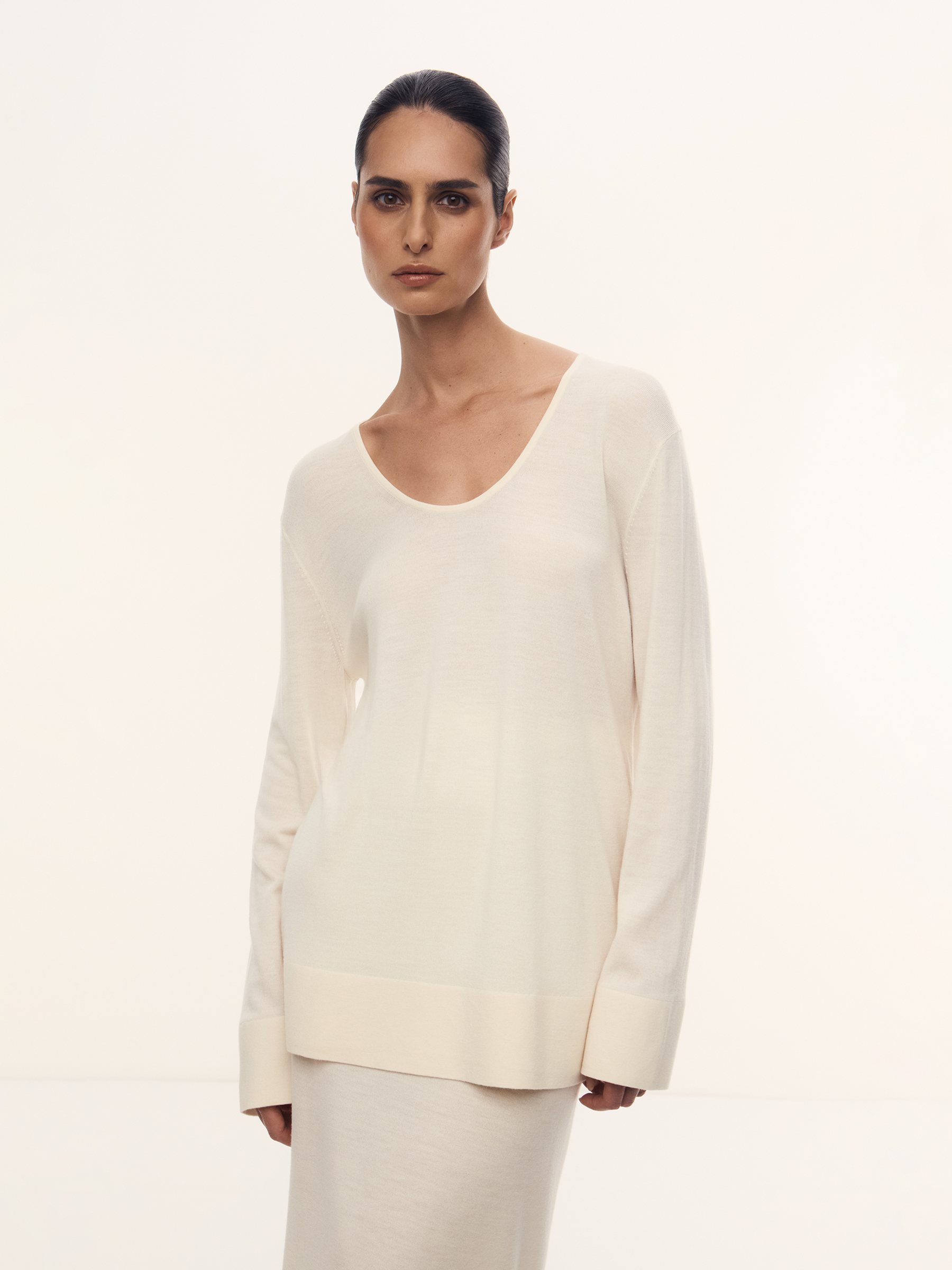 Джемпер Camelia из шерсти и шелка