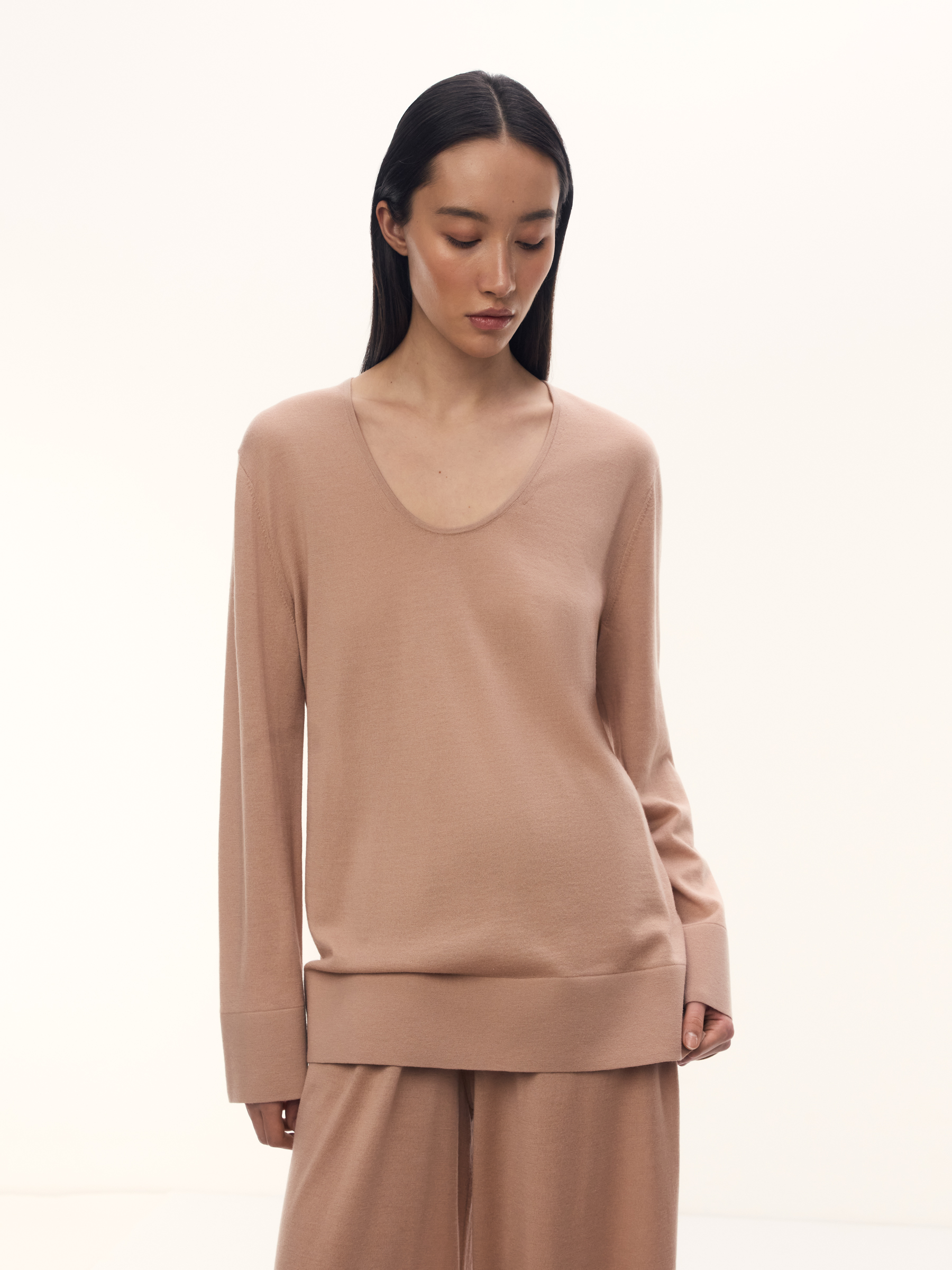 Джемпер Camelia из шерсти и шелка