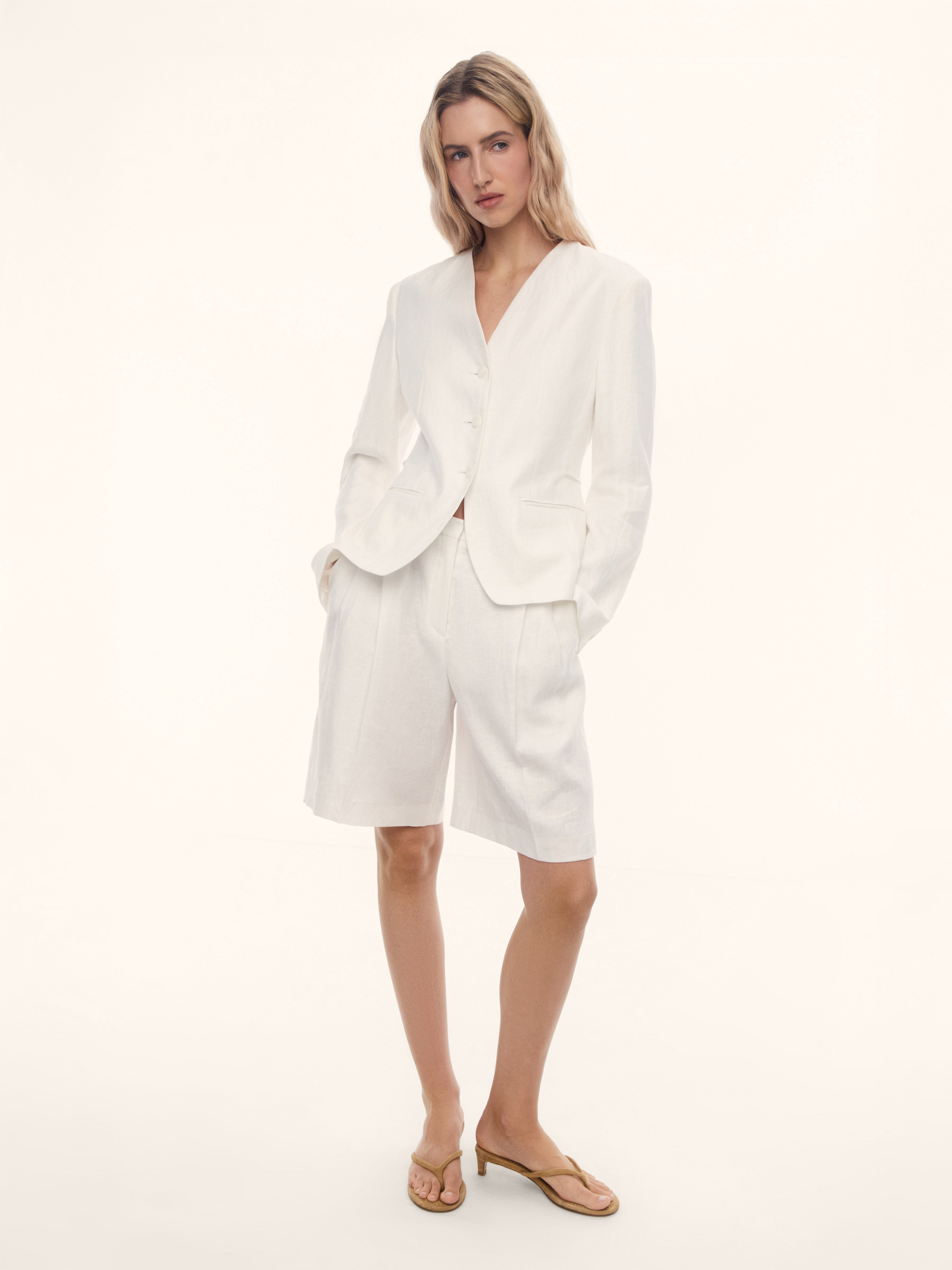 Бермуды Aurelia из плотного льна