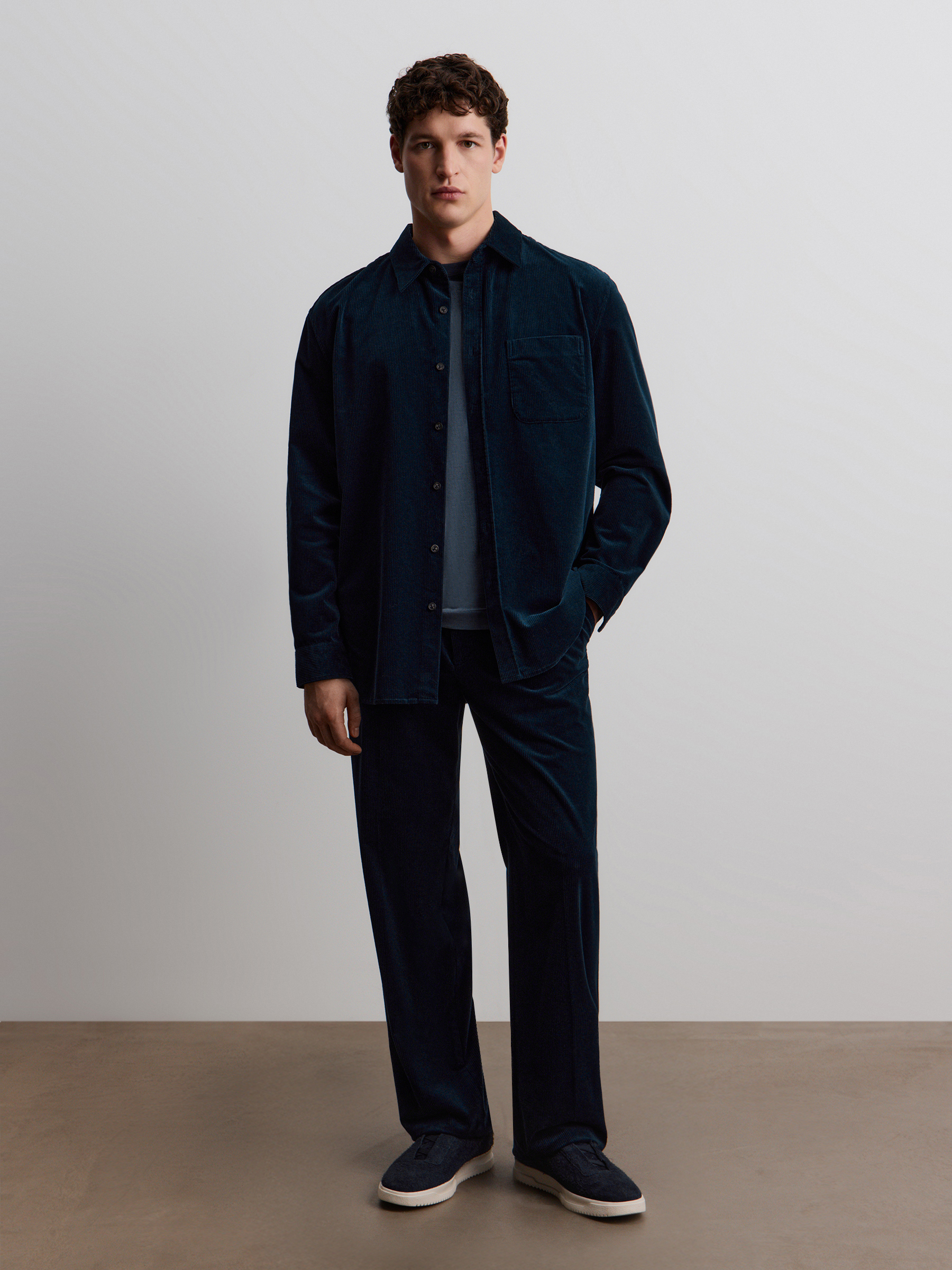 Брюки зауженные из французского вельвета