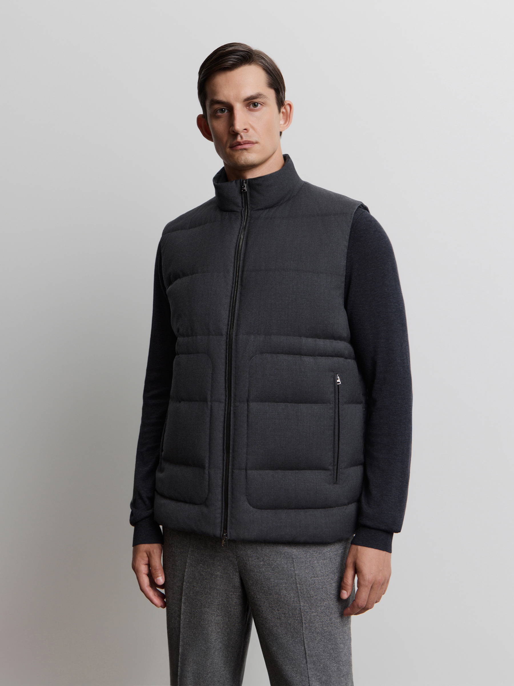 Жилет пуховый Light из шерсти