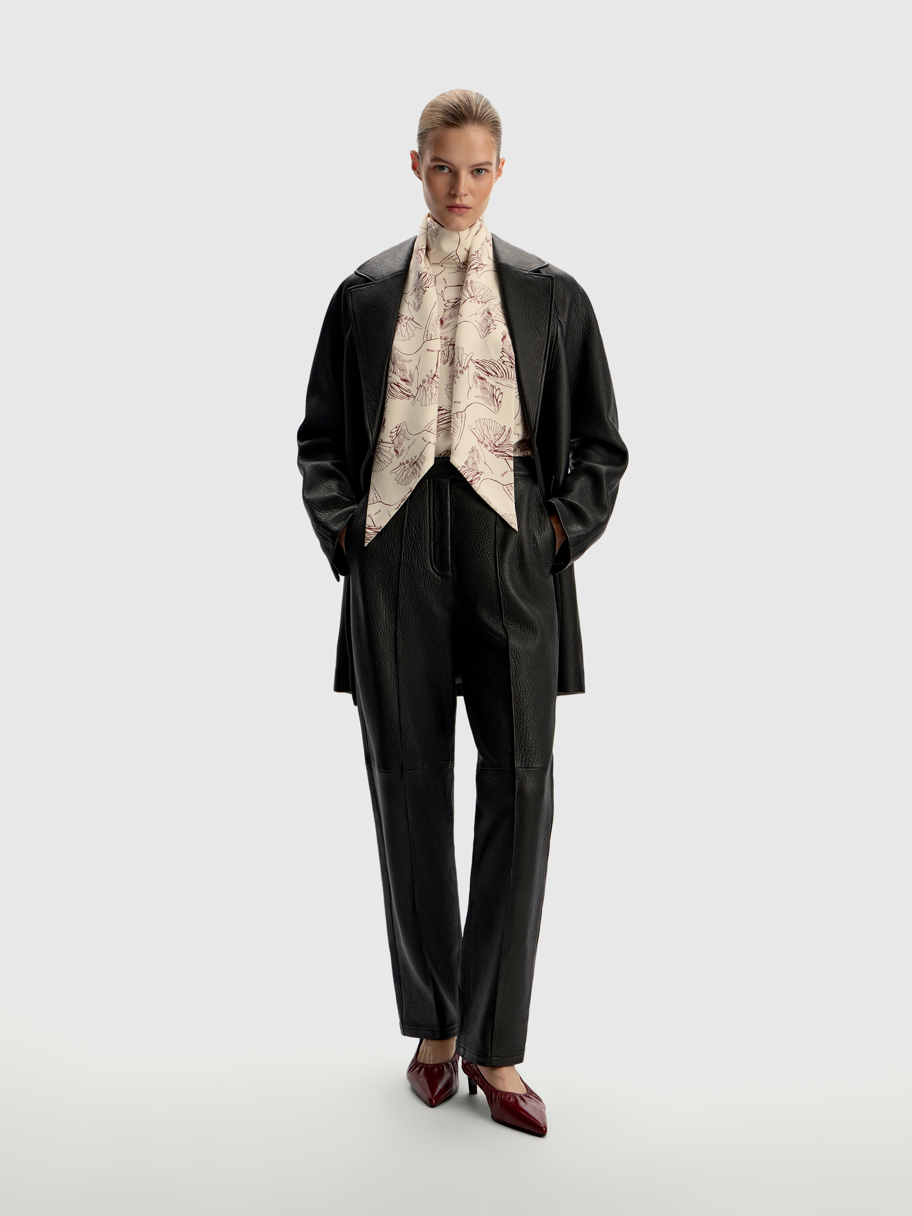 Брюки Grain из фактурной кожи