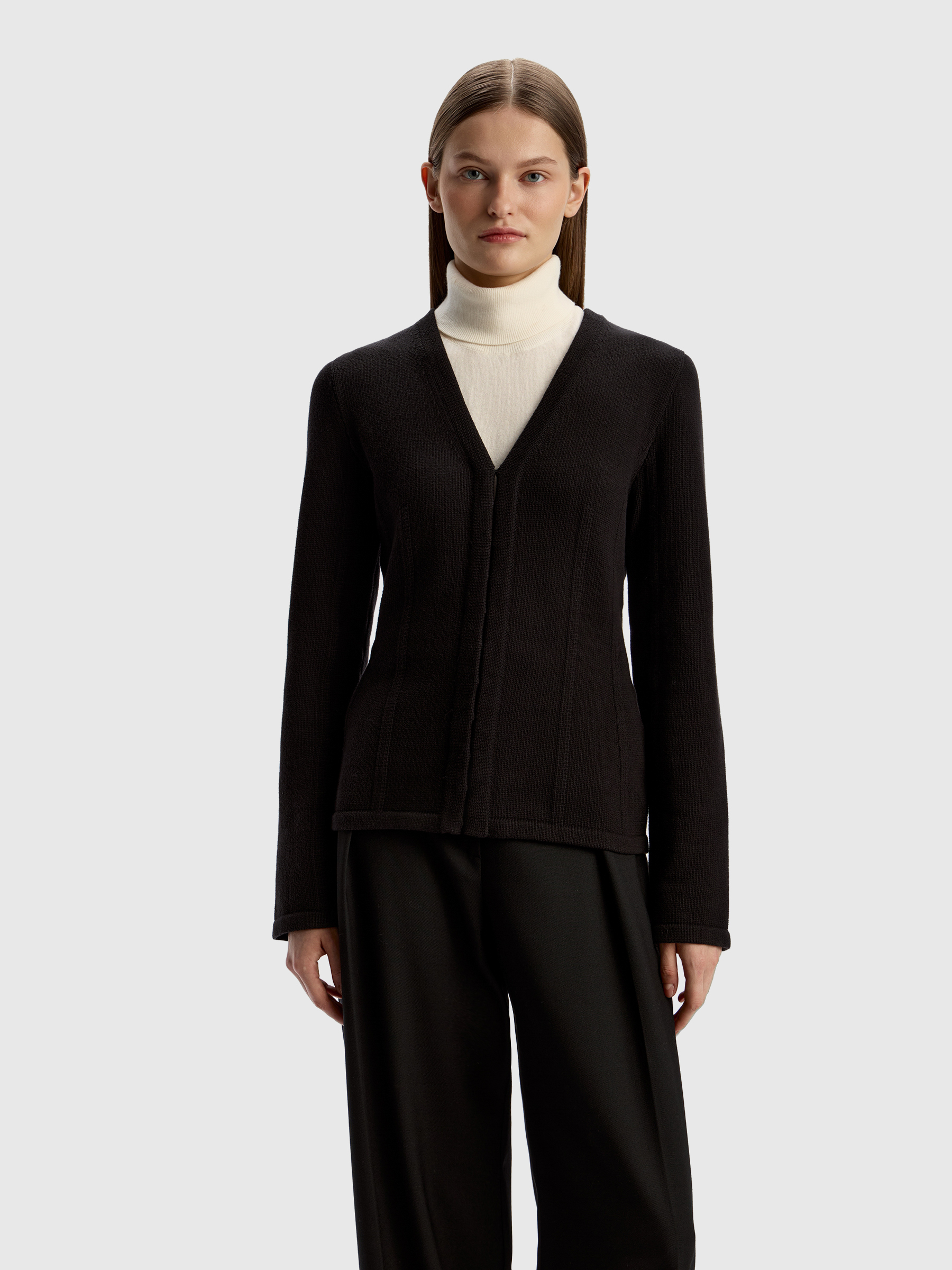 Жакет вязаный