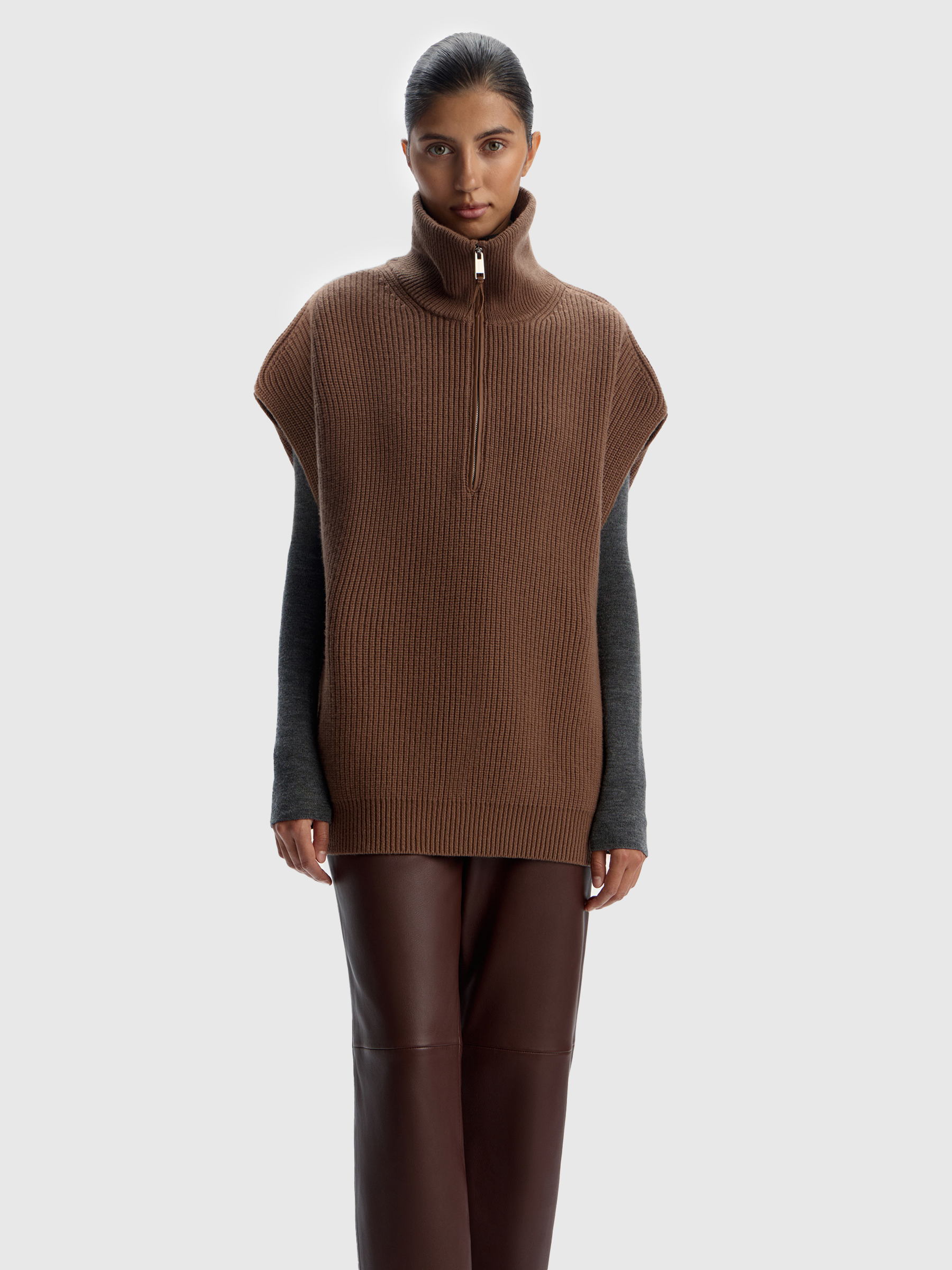 Жилет с молнией