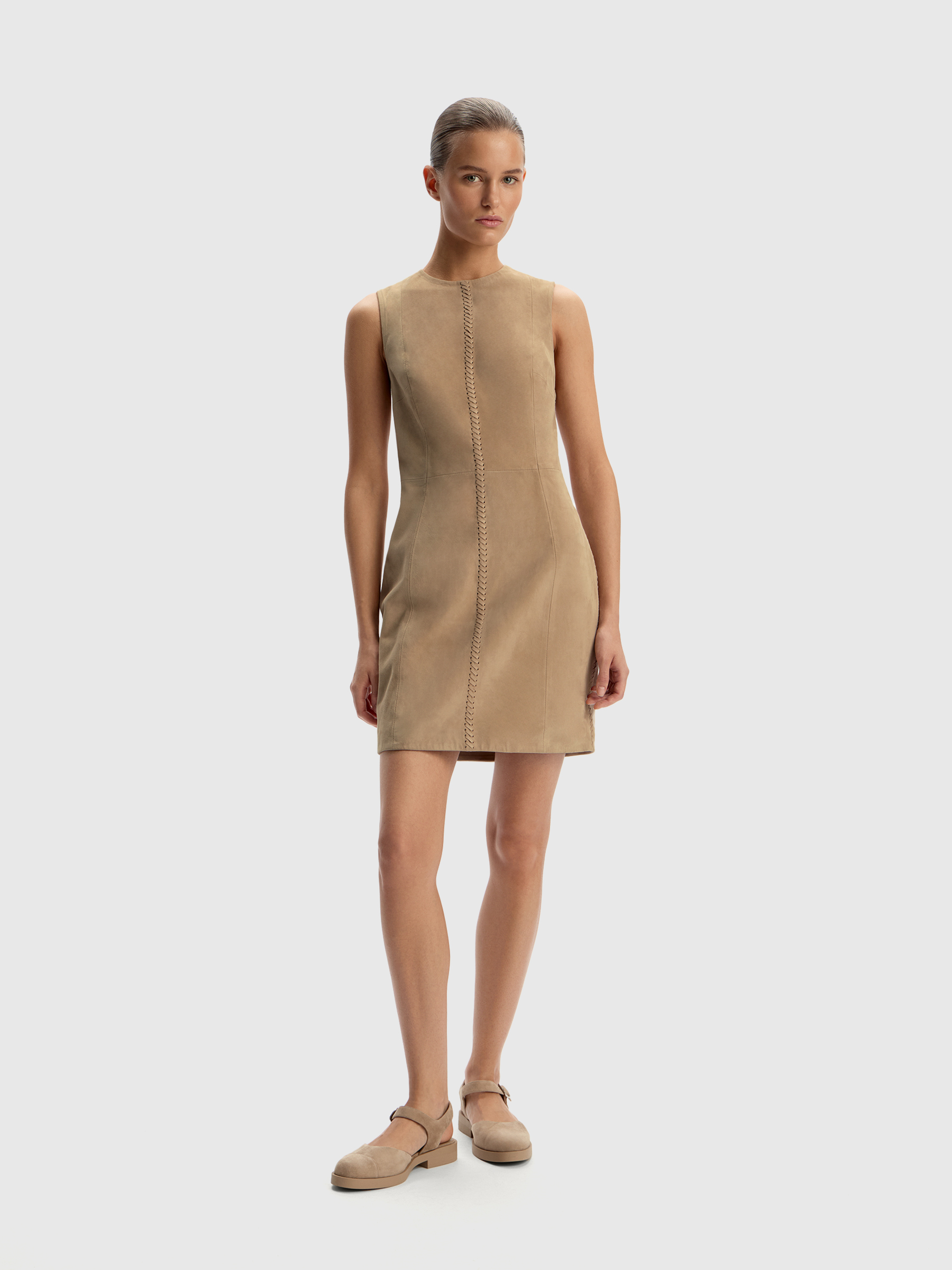 Платье из замши