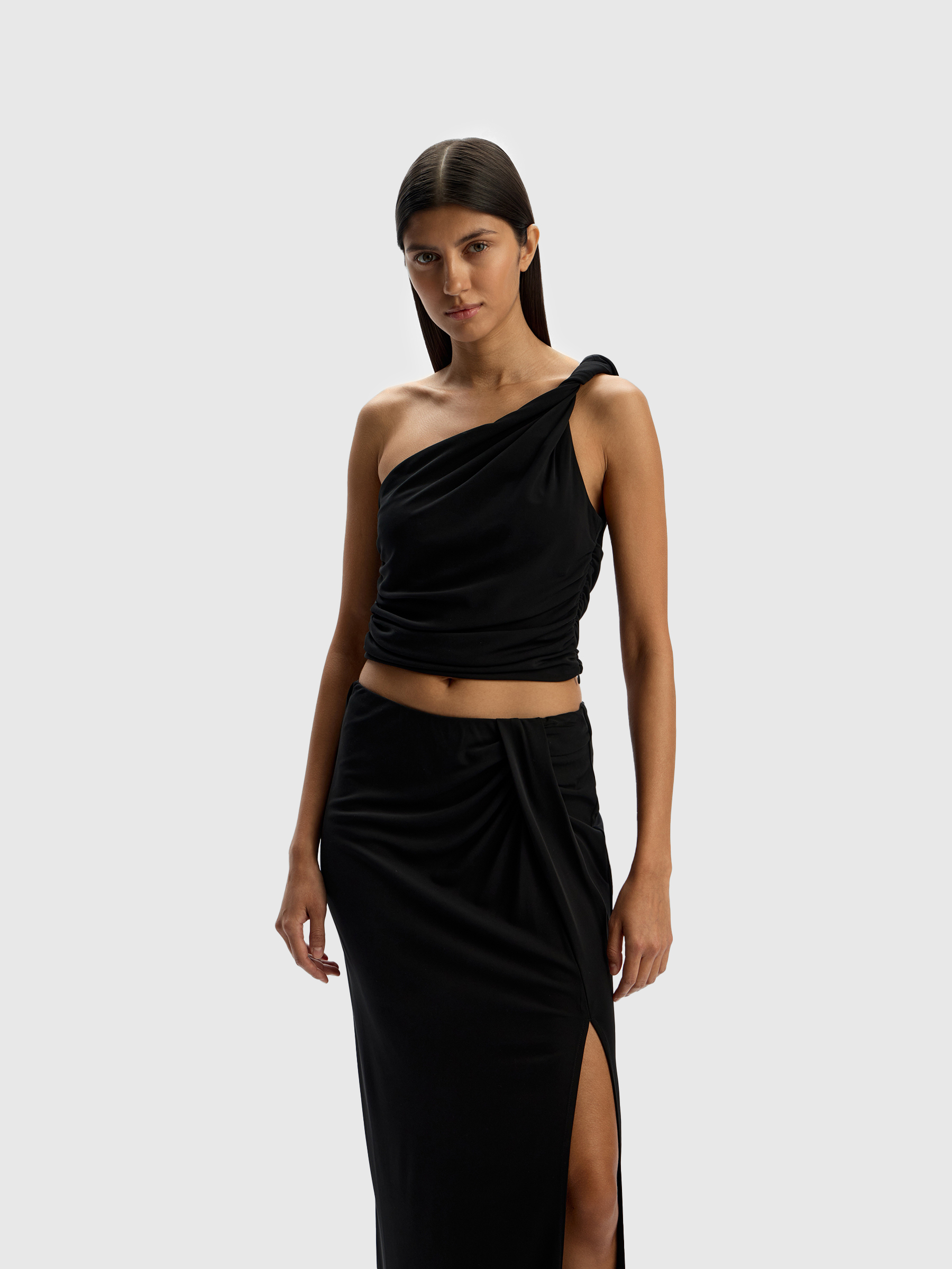 Топ на одно плечо