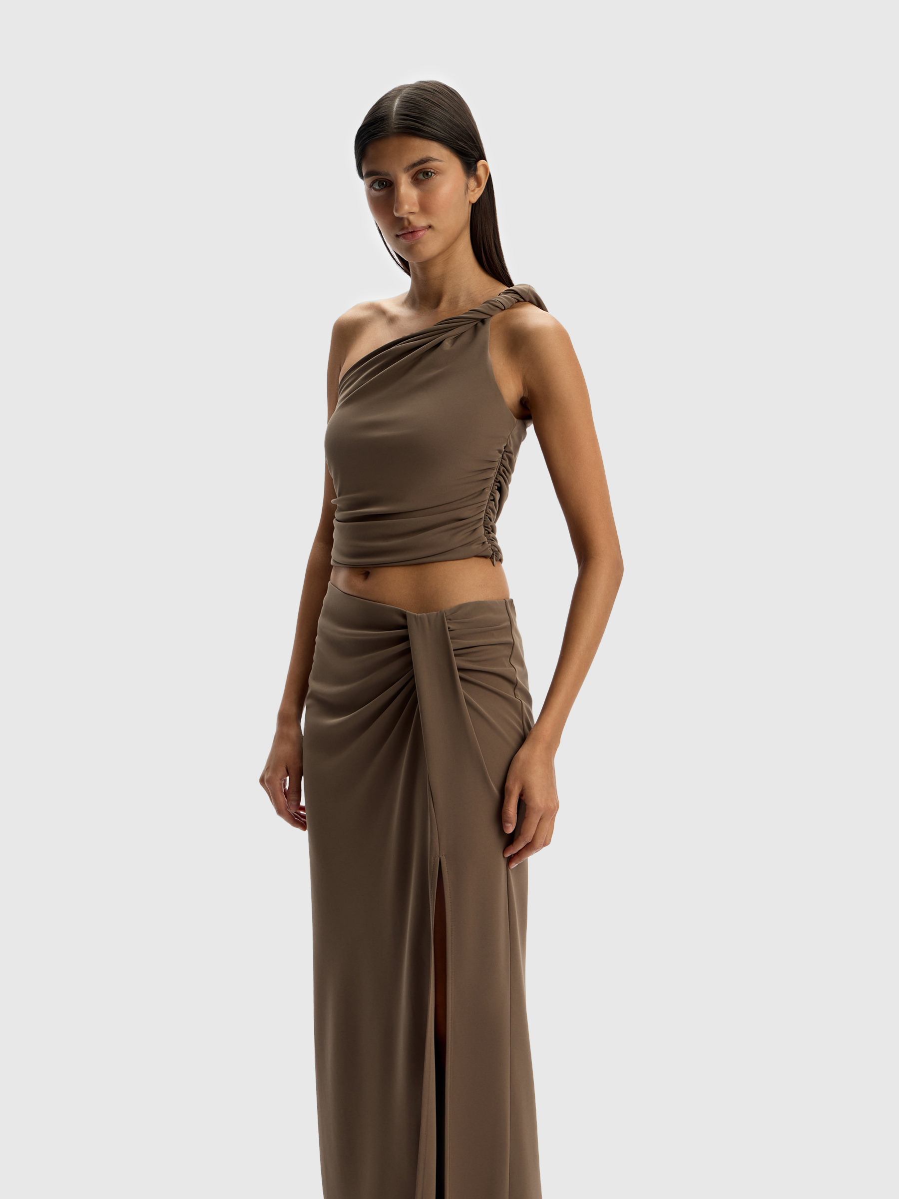 Топ на одно плечо