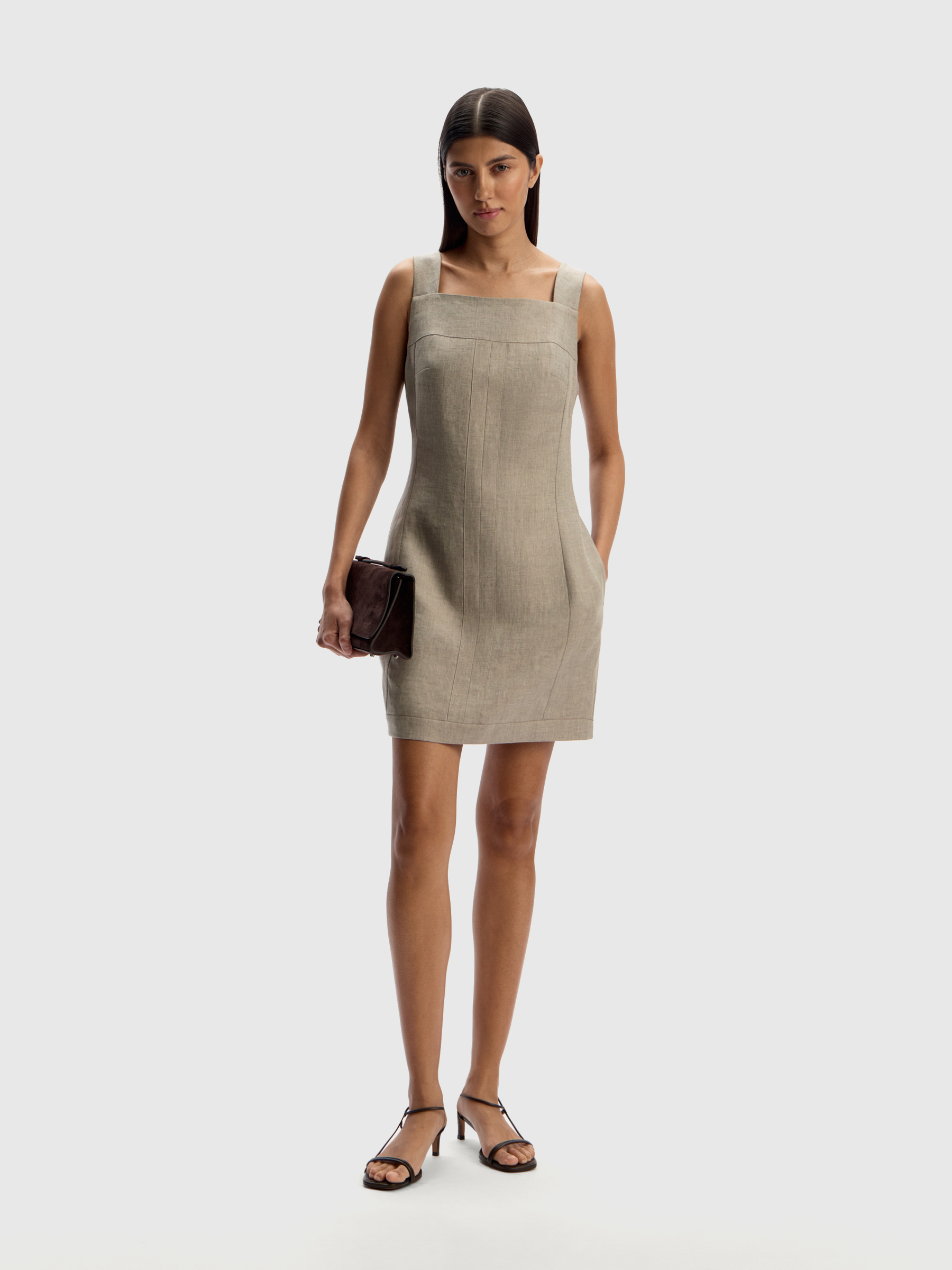 Платье из плотного льна