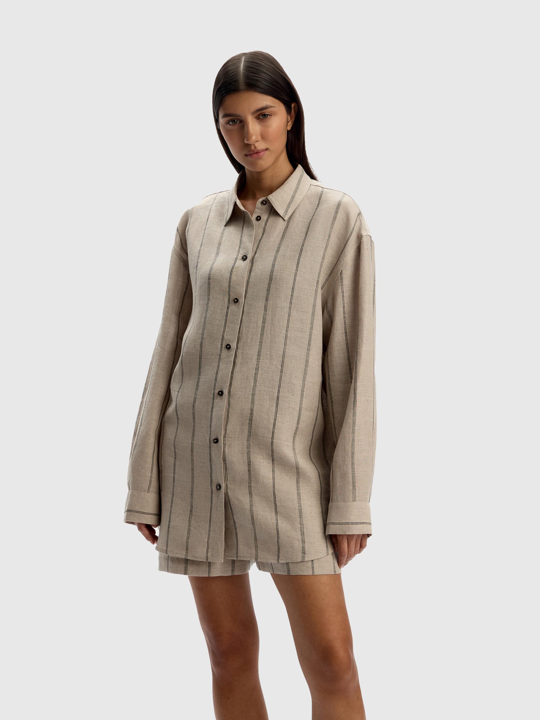 Рубашка из тонкого льна