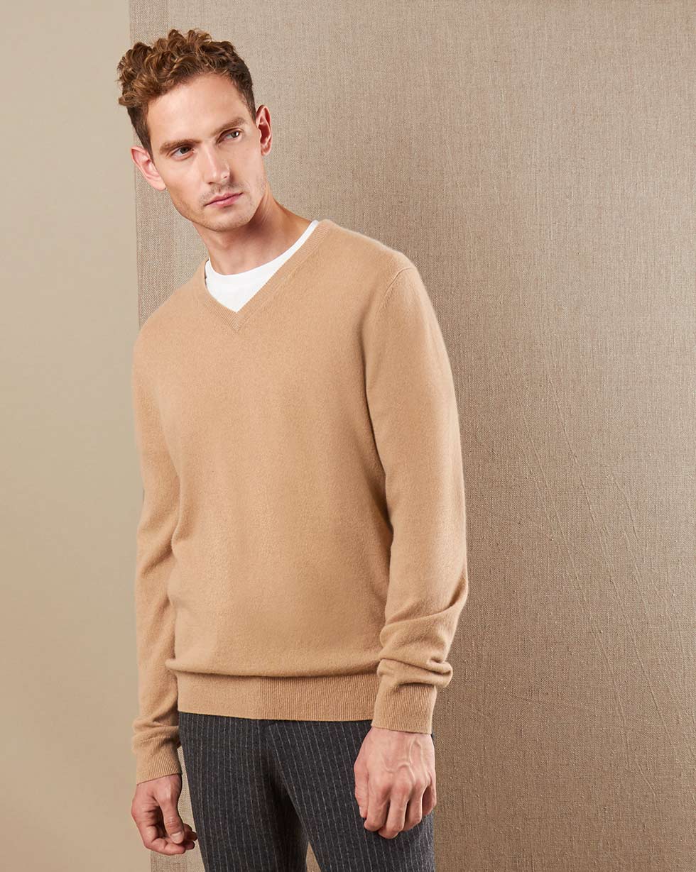 Джемпер с V-образным вырезом из 100% superior mongolian cashmere(Кэмел)