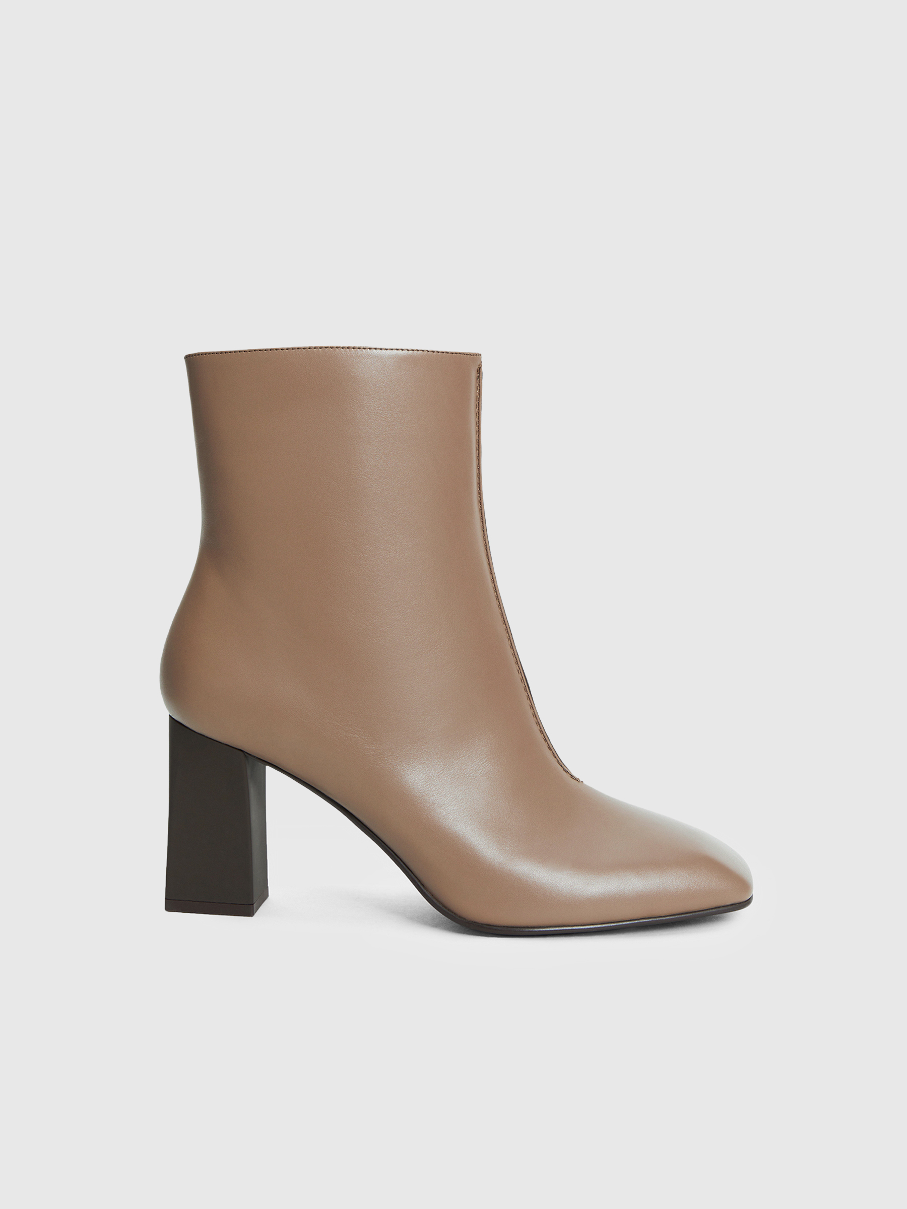 Ботильоны из кожи