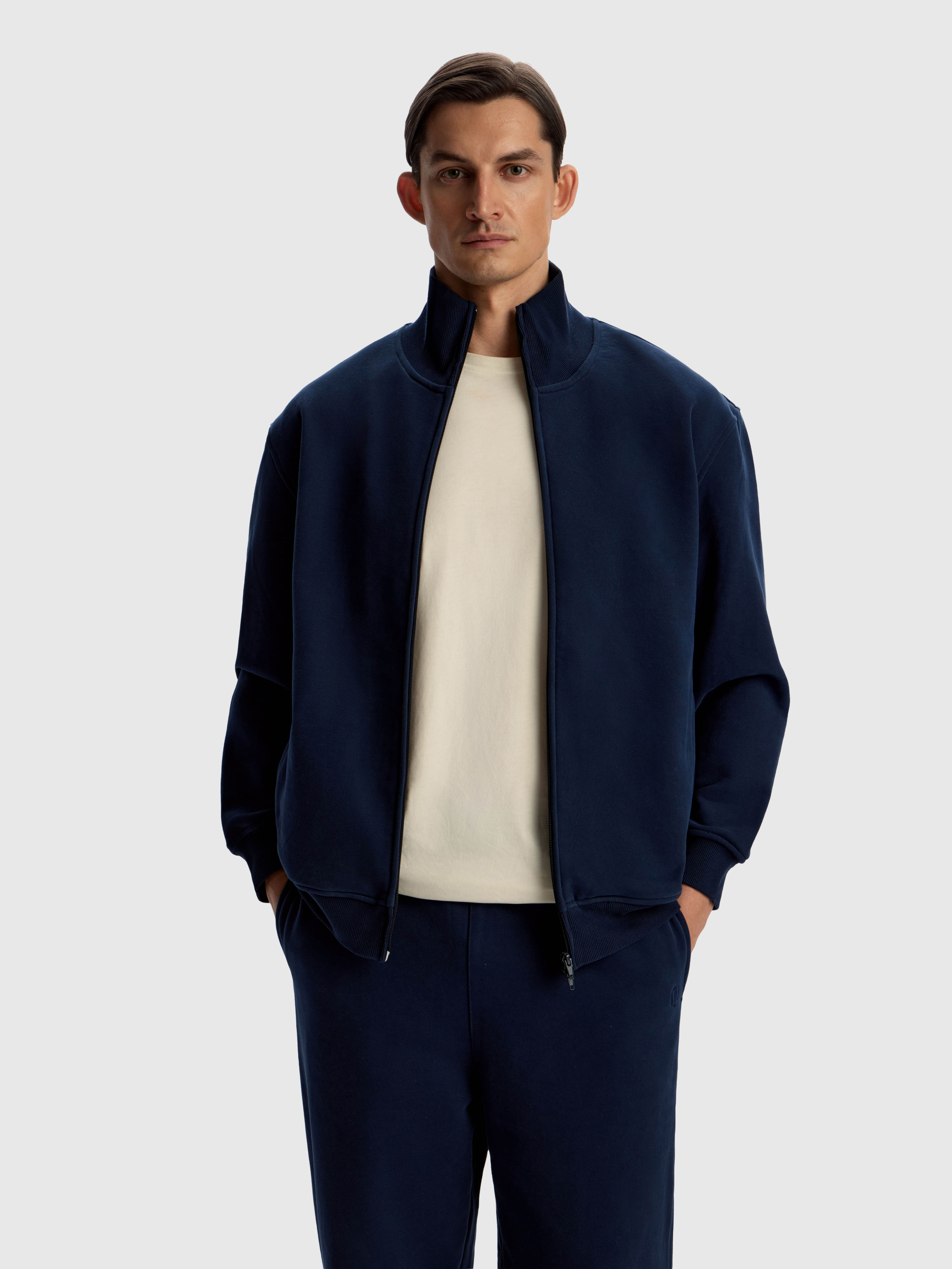 Толстовка на молнии