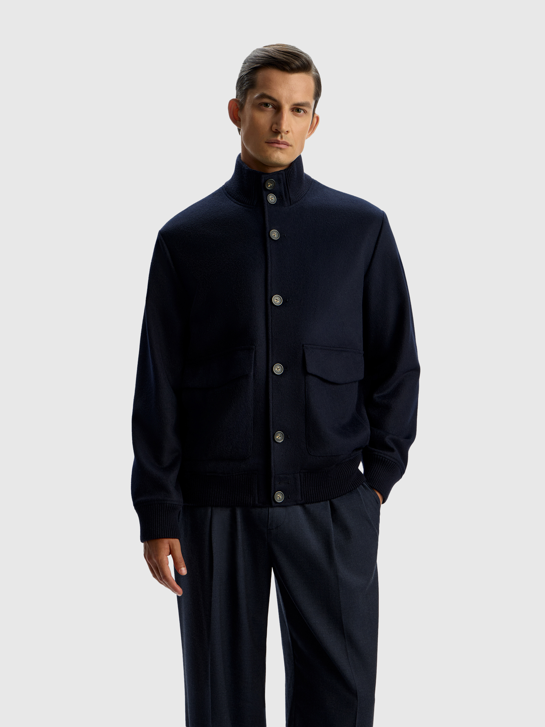 Бомбер из мягкой шерсти