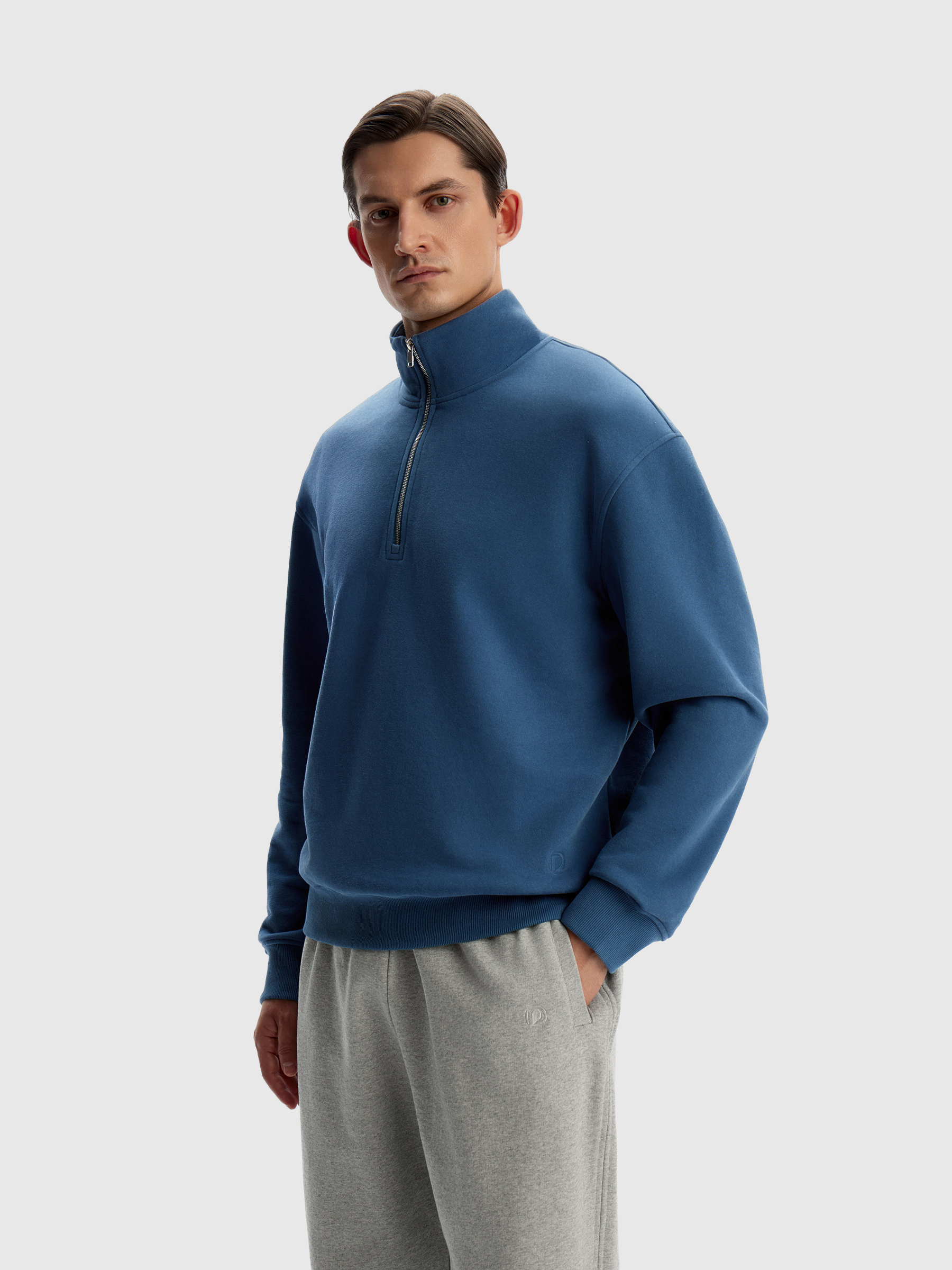 Толстовка на молнии