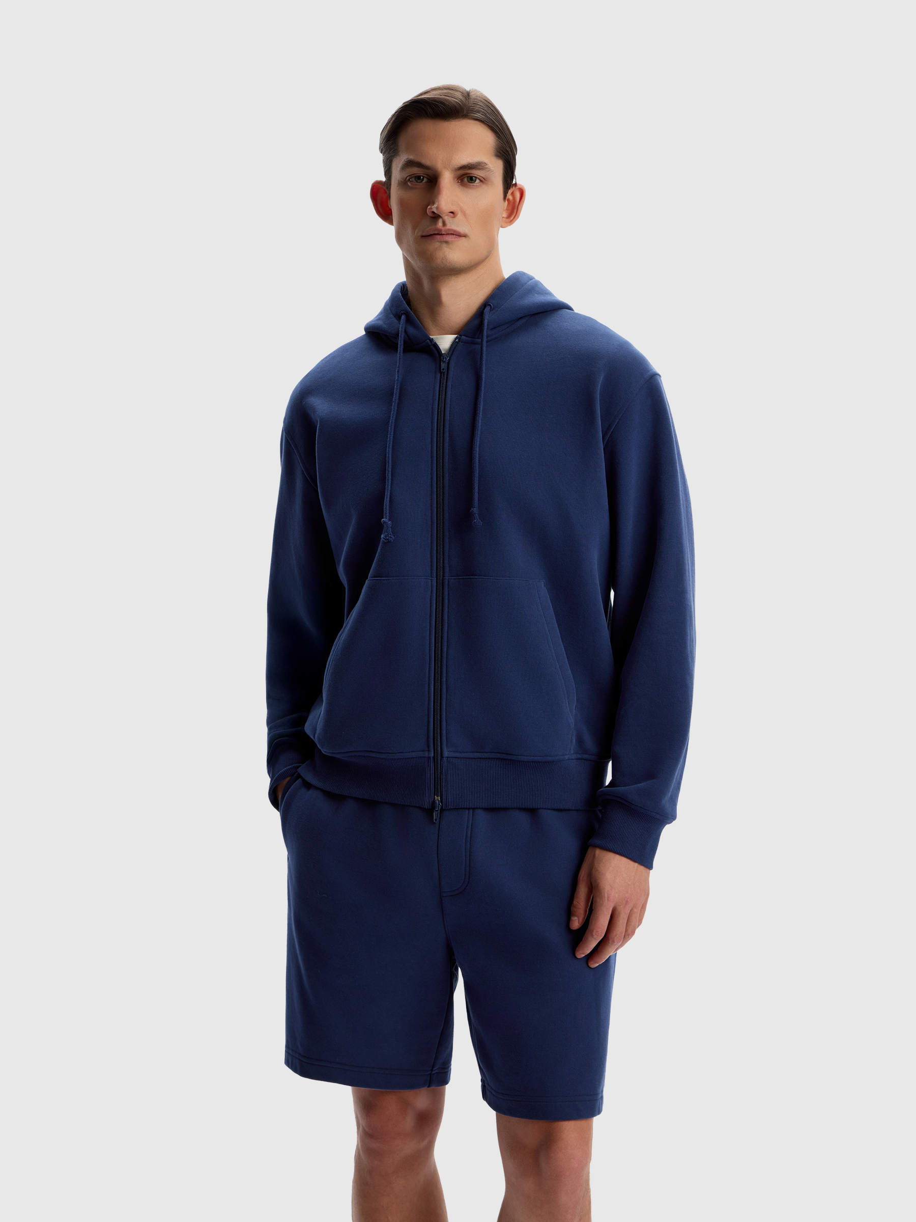 Толстовка на молнии