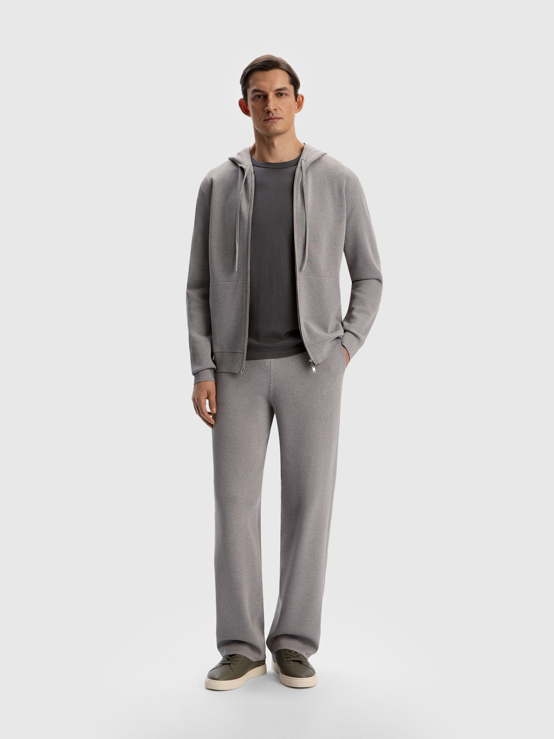 Брюки из трикотажа