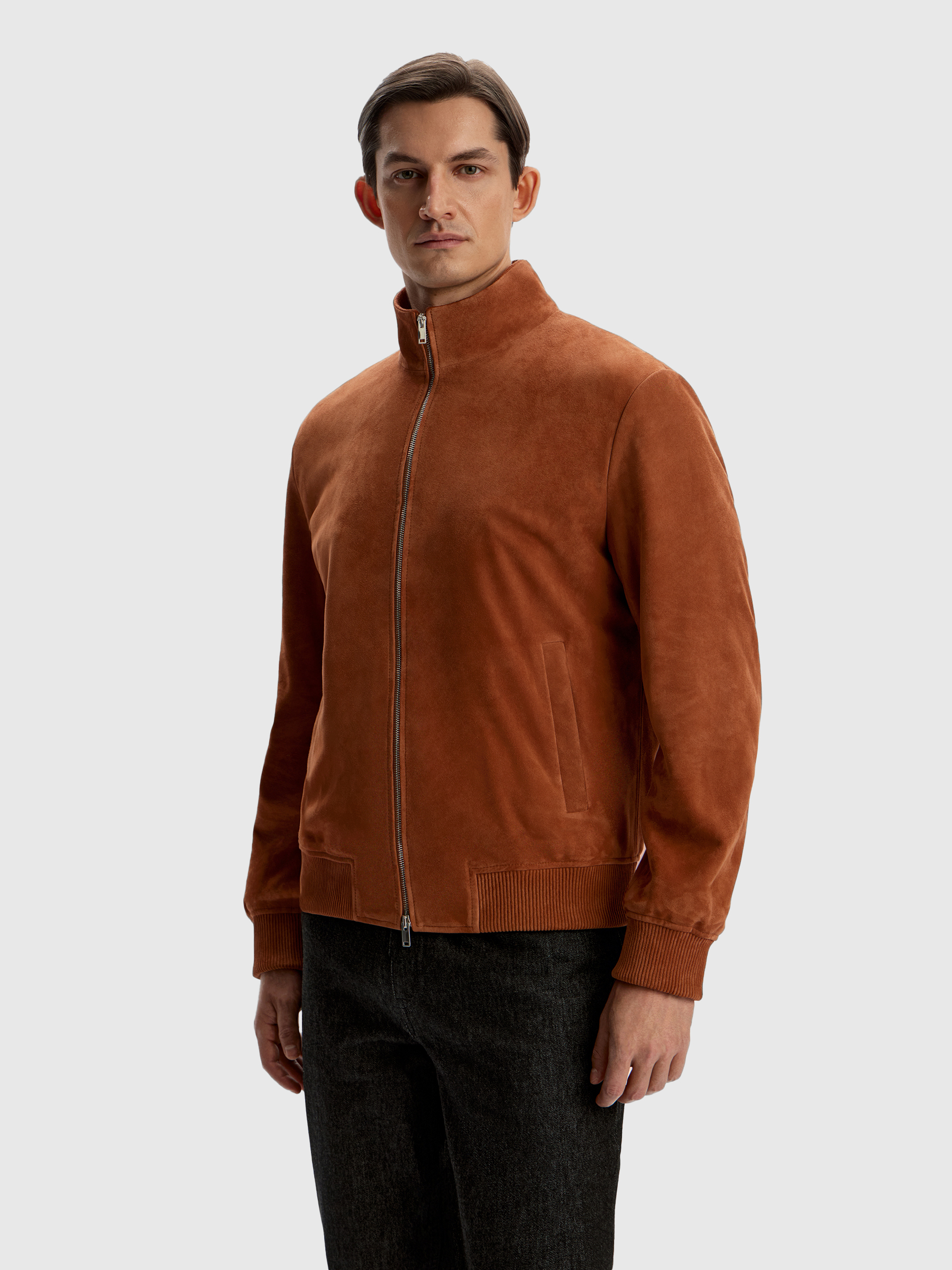 Бомбер из замши